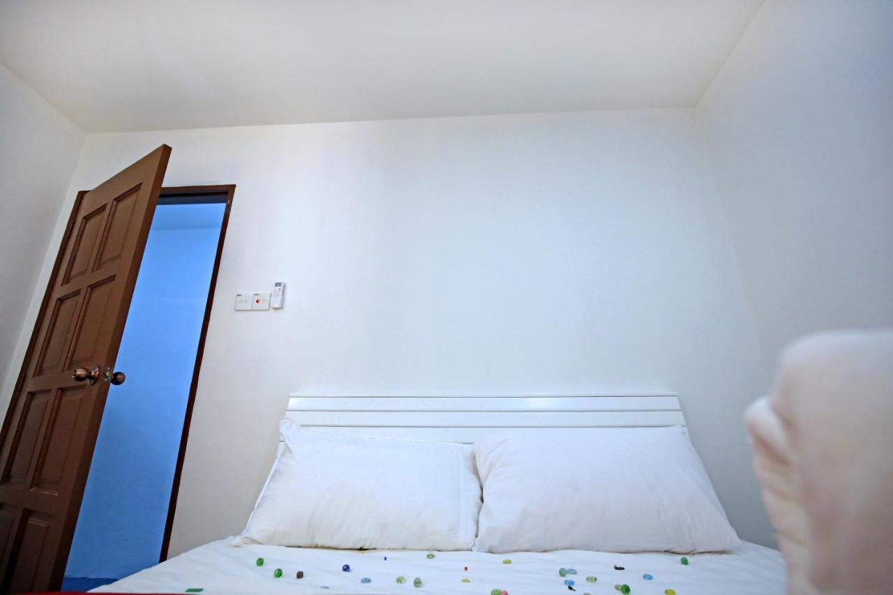 Stay At Jacks Melaka ภายนอก รูปภาพ